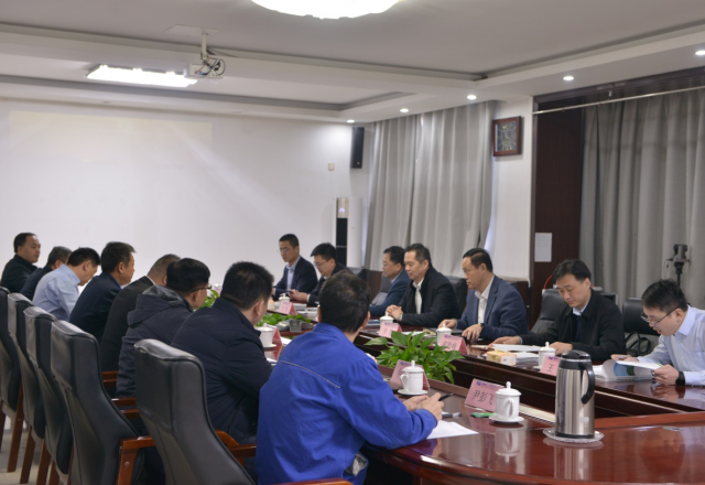 集团公司领导乐江华到球盟会(中国)公司调研指导工作