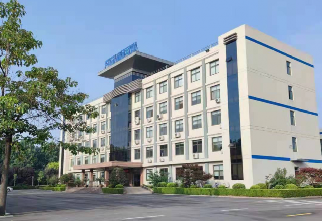 清华大学魏教授莅临球盟会(中国)研讨工作