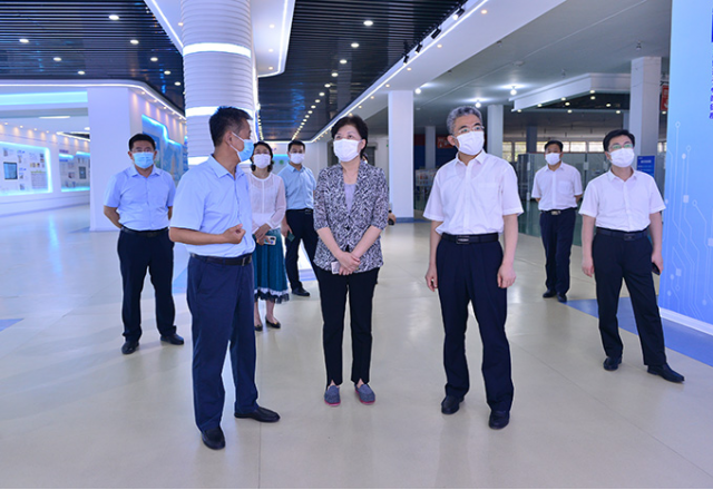 济宁市政协主席、党组书记霍媛媛到球盟会(中国)公司调研